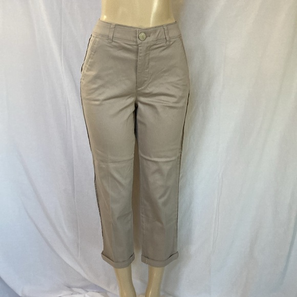 DEMOCRACY Jeans Women’s Tummy Control Size 8 Khaki Pants Cuff Hems NWOT - Picture 3 of 9